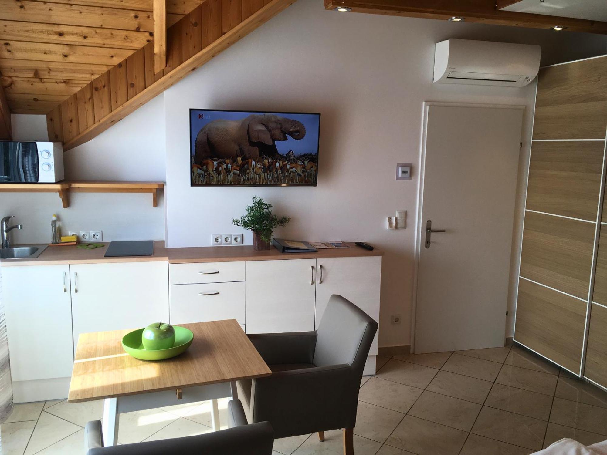 Ajo Apartments - Alte Donau Lake View Balcony Studio - Self-Check-In Viena Exterior foto